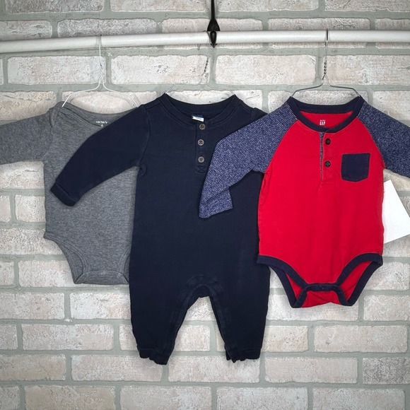 6-12 Month Boys 3 Long Sleeve Oneise Pack - Picture 1 of 12